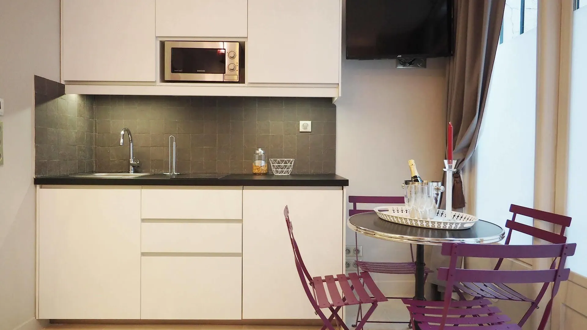 Palais Royal Chicsuites Paris