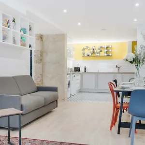 Apartment Loft Design For 8 People In Heart Of, Paris