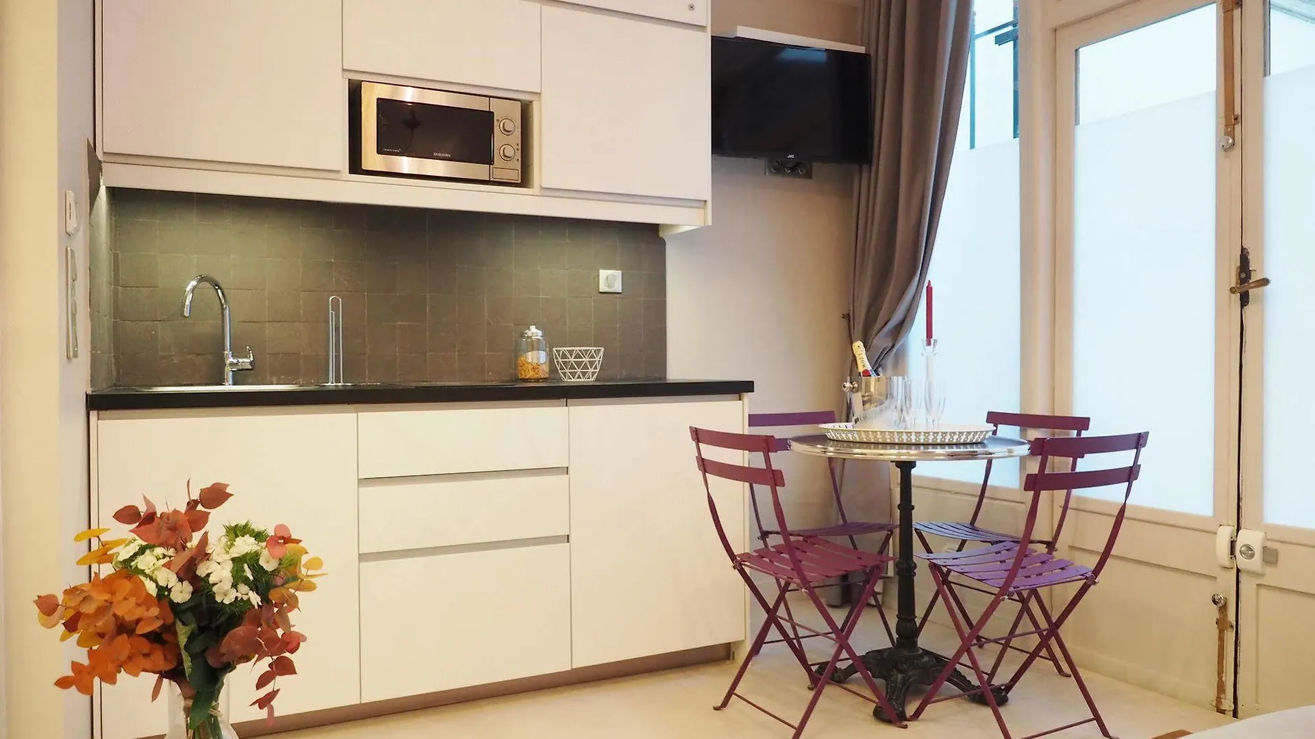 Apartment Palais Royal Chicsuites